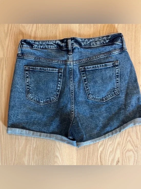 Highest Rise Jean Shorts - Picture 2 of 6